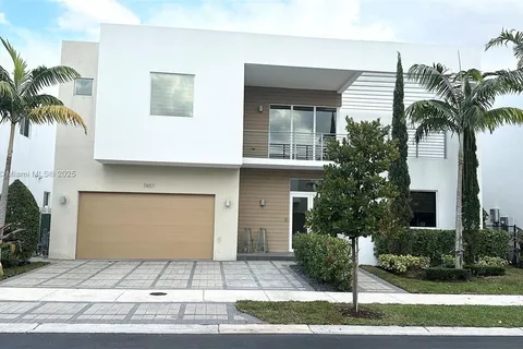 7457 NW 101st Ave, Doral FL 33178