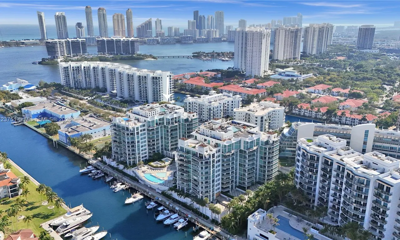 3131 NE 188th St # 803, Aventura FL 33180