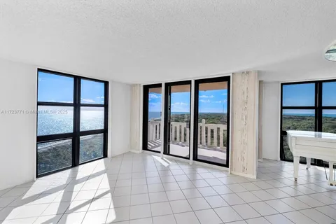 1111 Crandon Blvd # C906, Key Biscayne FL 33149