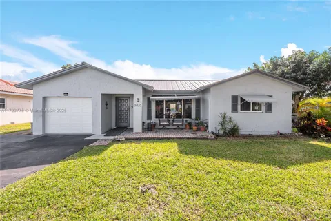 9410 NW 74th Pl, Tamarac FL 33321