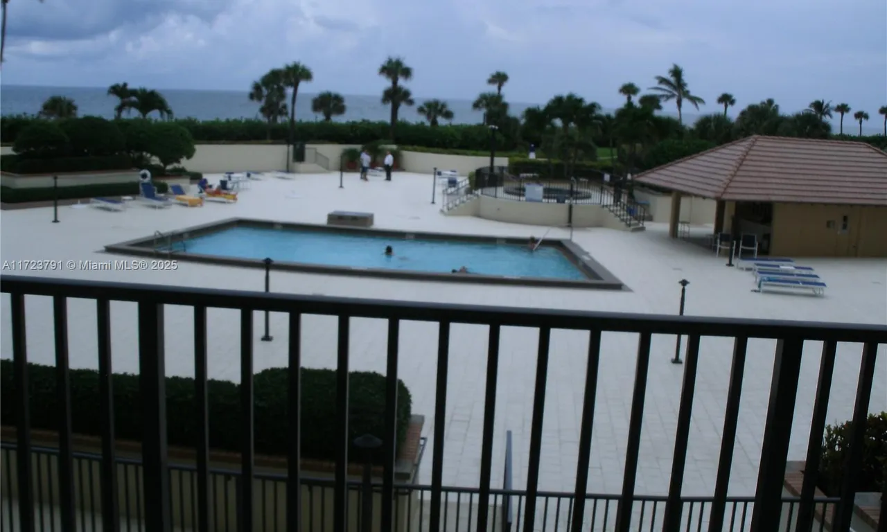 400 Ocean Trail Way # 206, Jupiter FL 33477