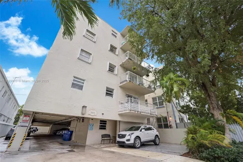 1615 Meridian Ave # 501, Miami Beach FL 33139