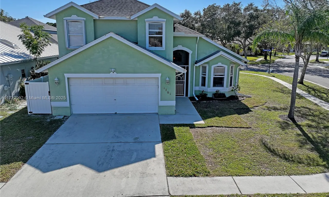 1701 Primrose Ct, Port St. Lucie FL 34952