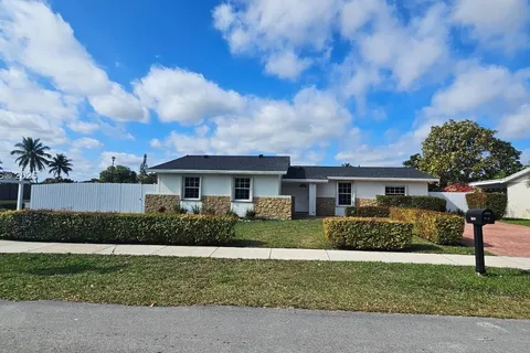 7802 SW 128th Pl, Miami FL 33183