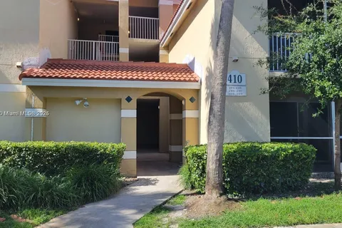 410 S Park Rd # 108, Hollywood FL 33021