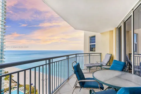 17375 Collins Ave # 2207, Sunny Isles Beach FL 33160