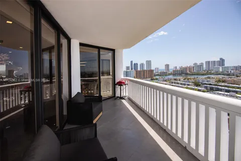 2000 Island Blvd # 2507, Aventura FL 33160