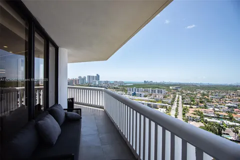 2000 Island Blvd # 2507, Aventura FL 33160