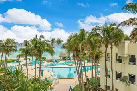 3801 S Ocean Dr # 3K, Hollywood FL 33019