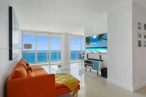 6365 Collins Ave # 2702, Miami Beach FL 33141