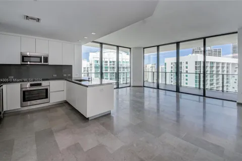 68 SE 6th St # 3511, Miami FL 33131