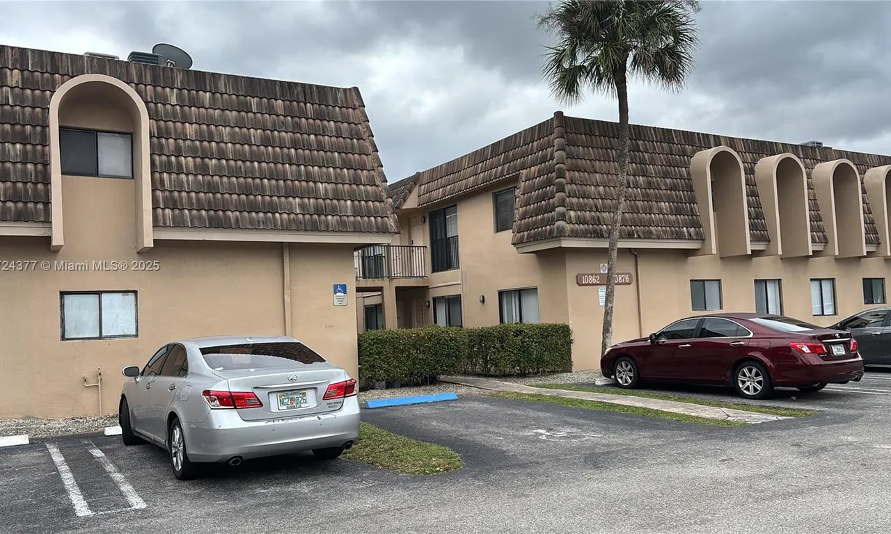 10856 Royal Palm Blvd # 10856, Coral Springs FL 33065