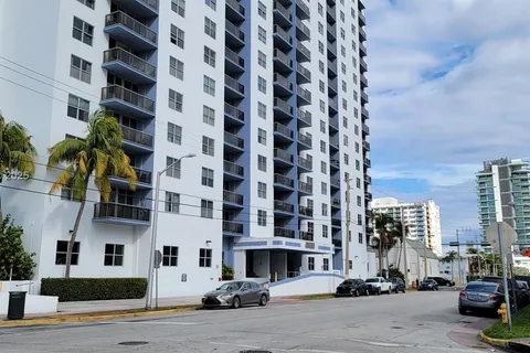 401 69th St # 209, Miami Beach FL 33141