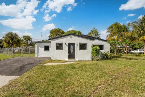 327 NE 15th Ave, Boynton Beach FL 33435