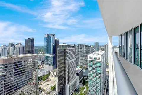 495 Brickell Ave # 5011, Miami FL 33131