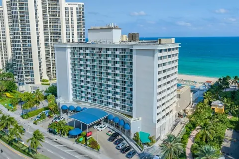 19201 Collins Ave # 701, Sunny Isles Beach FL 33160