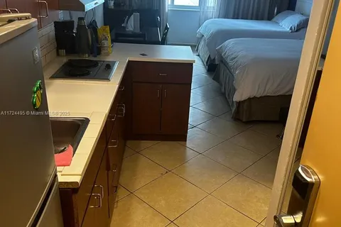19201 Collins Ave # 701, Sunny Isles Beach FL 33160