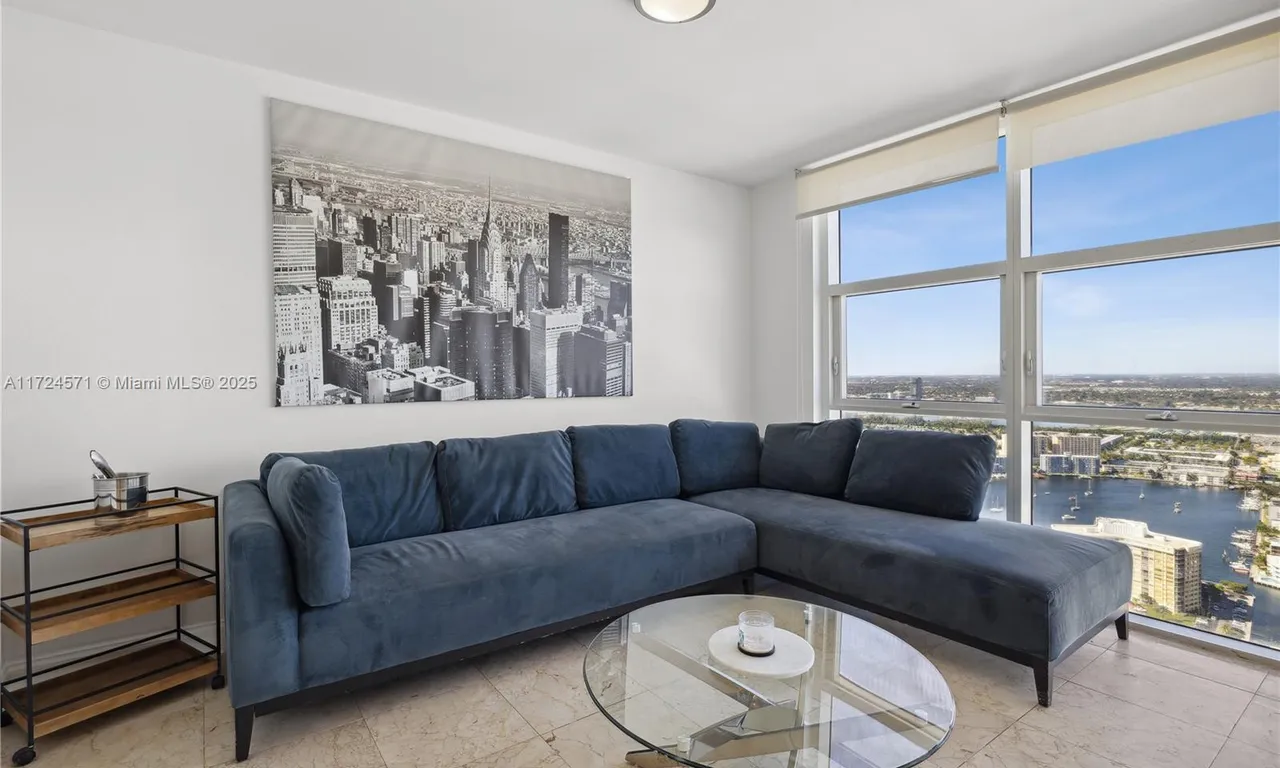 1830 S OCEAN DR # 4907, Hallandale Beach FL 33009