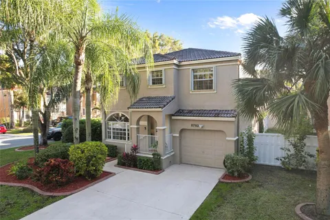 8702 NW 5th Pl, Coral Springs FL 33071