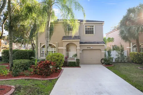 8702 NW 5th Pl, Coral Springs FL 33071