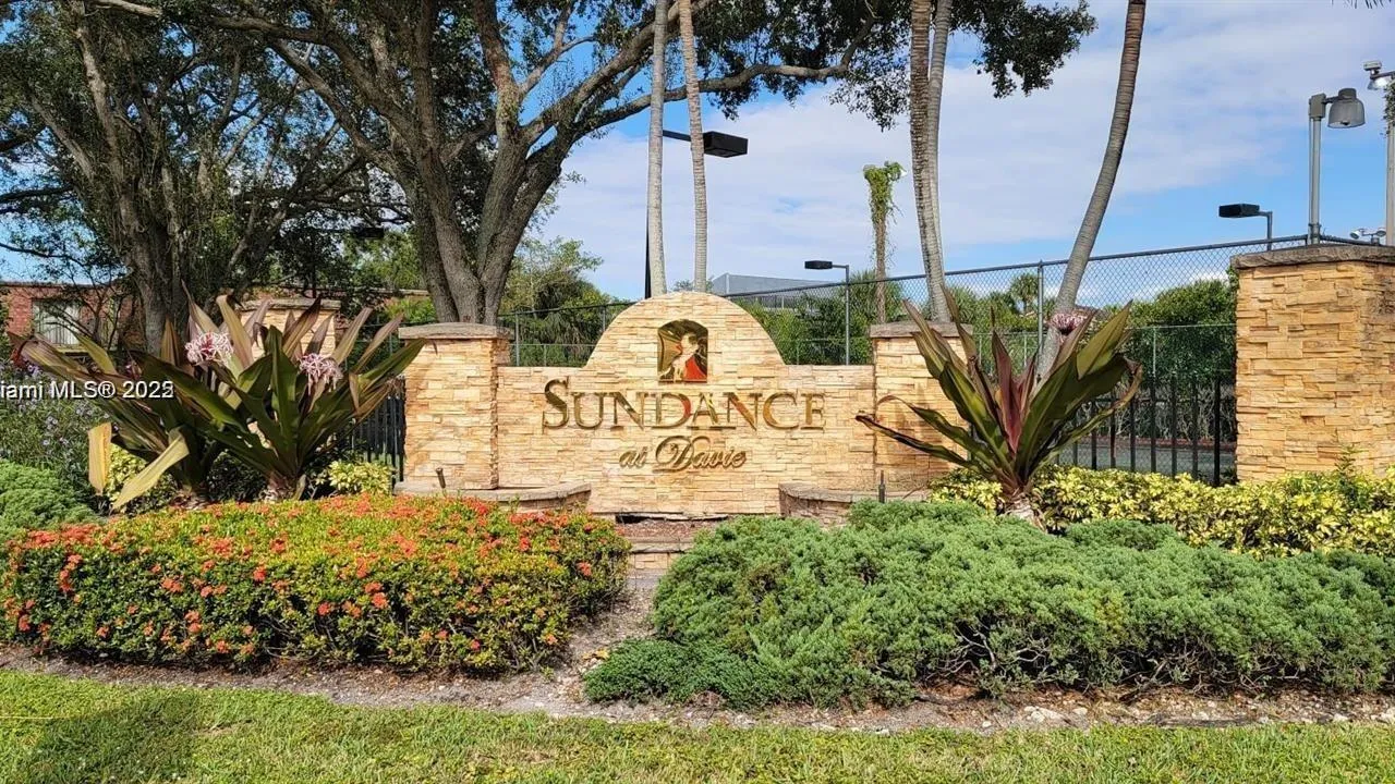 2846 S University Dr # 4308, Davie FL 33328