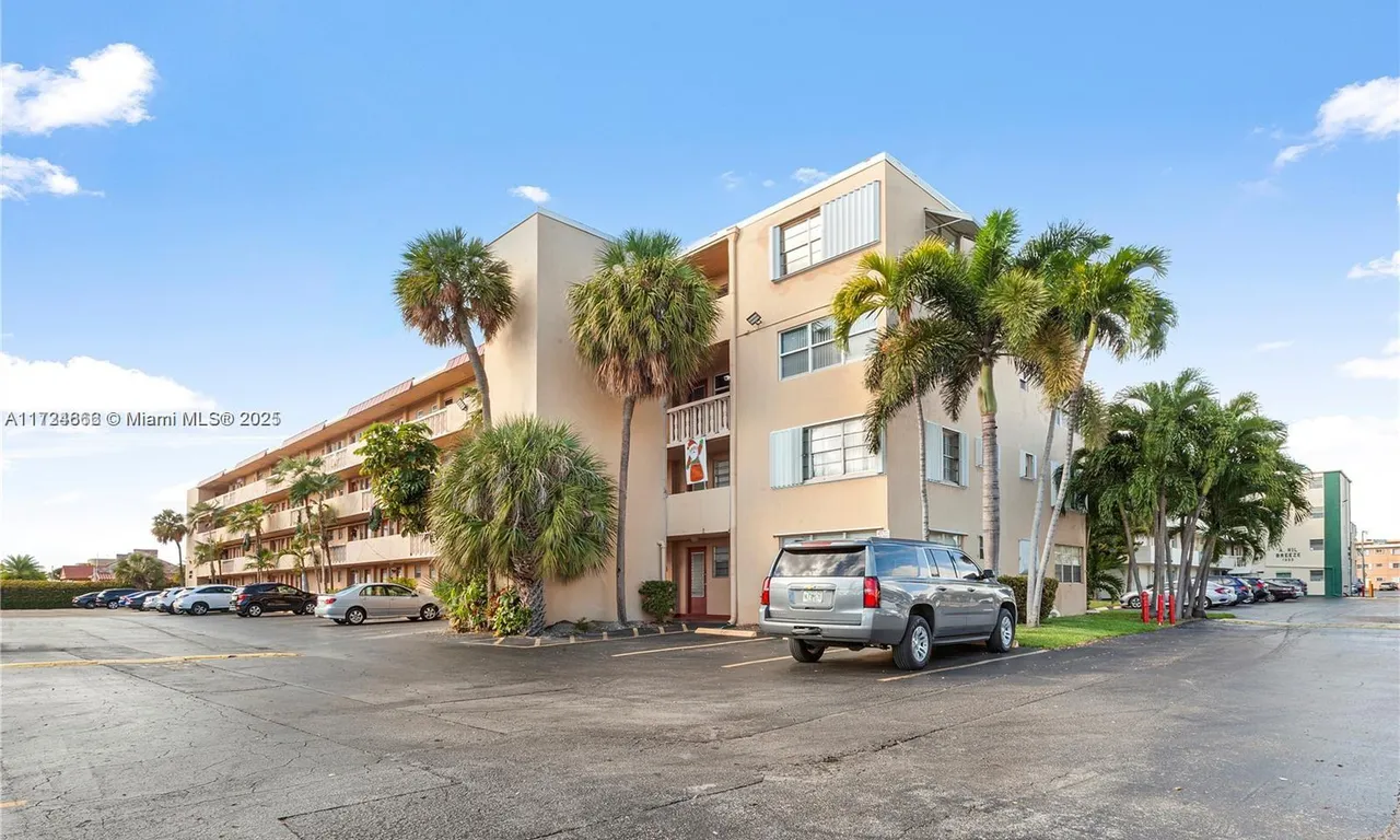 1333 E Hallandale Beach Blvd # 239, Hallandale Beach FL 33009