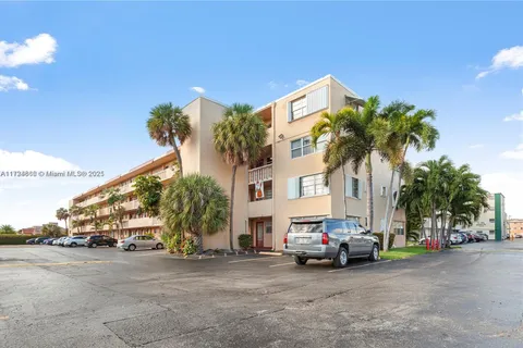 1333 E Hallandale Beach Blvd # 239, Hallandale Beach FL 33009