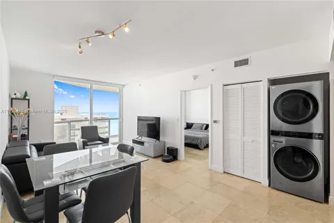 6365 Collins Ave # 1909, Miami Beach FL 33141