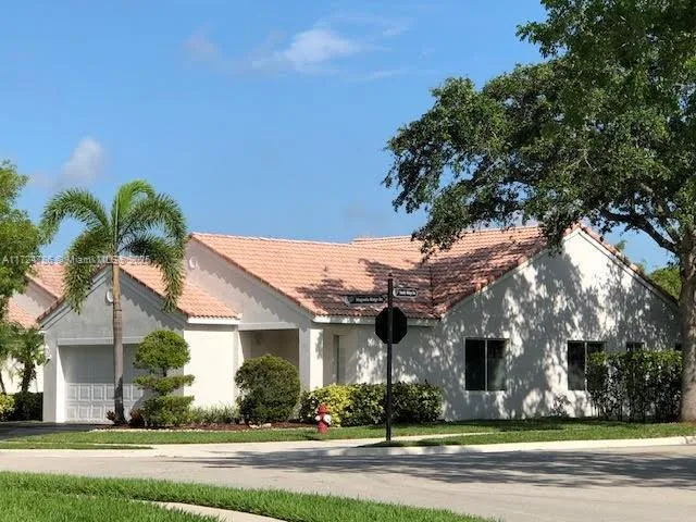 4357 Magnolia Ridge Dr, Weston FL 33331