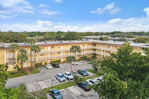 3500 SW Natura Blvd # 111, Deerfield Beach FL 33441