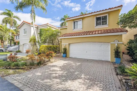 1741 E Trafalgar Cir, Hollywood FL 33020