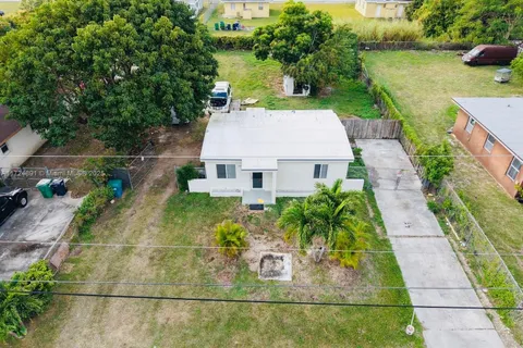 26700 SW 137th Ct, Homestead FL 33032