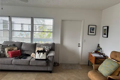 252 Oakridge O # 252, Deerfield Beach FL 33442