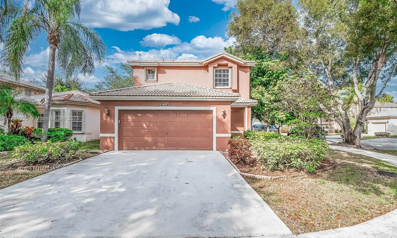 4907 Pelican Mnr, Coconut Creek FL 33073