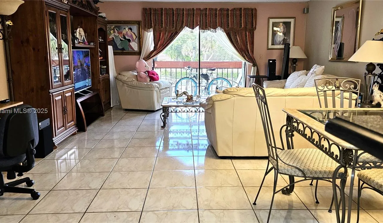 8660 SW 149th Ave # 210, Miami FL 33193