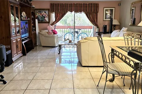 8660 SW 149th Ave # 210, Miami FL 33193