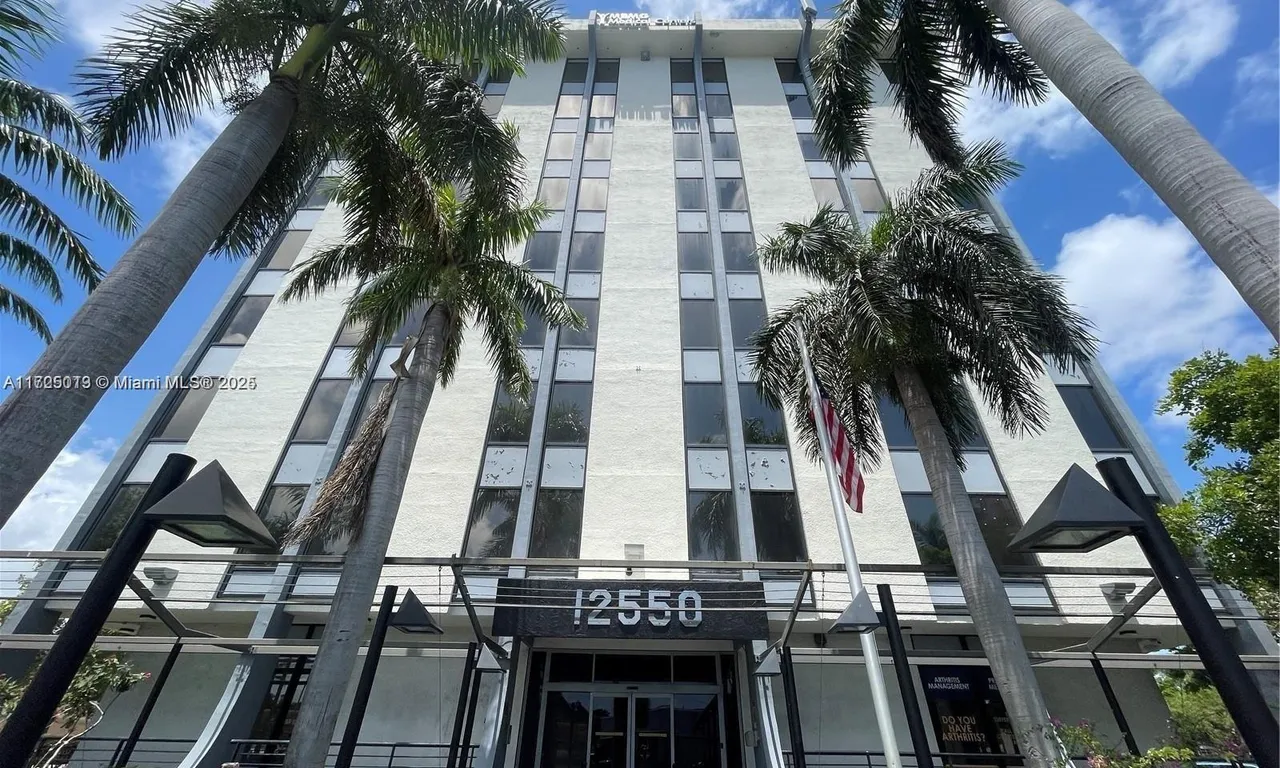 12550 Biscayne Blvd # 208, North Miami FL 33181