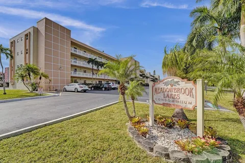 424 SE 10th St # 103, Dania Beach FL 33004