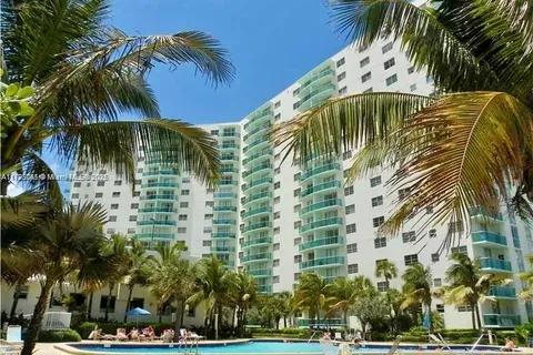 3001 S Ocean Dr # 1039, Hollywood FL 33019