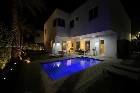 7550 NW 101st Ct # 0, Doral FL 33178