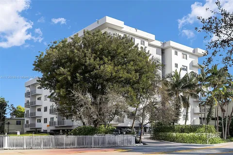 1025 Alton Rd # 602, Miami Beach FL 33139