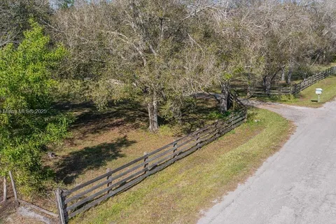 2426 + 2400 Phillips Road, La Belle FL 33935