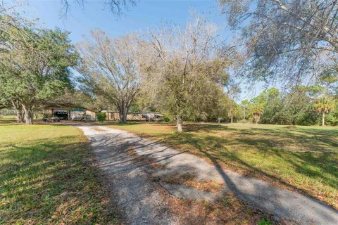 2426 + 2400 Phillips Road, La Belle FL 33935