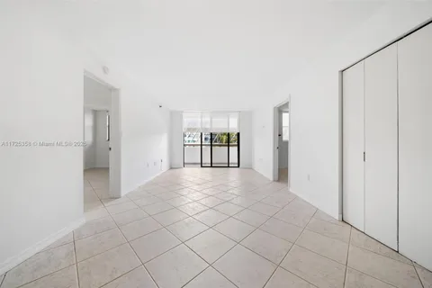 1775 Washington Ave # 4G, Miami Beach FL 33139