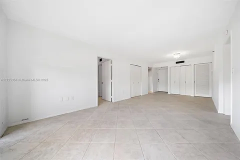 1775 Washington Ave # 4G, Miami Beach FL 33139