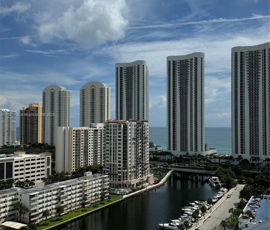 300 Bayview Dr # 1901, Sunny Isles Beach FL 33160