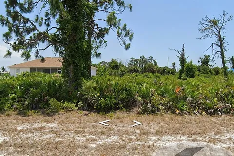 7 Transon Ln, Other City - In The State Of Florida FL 33946