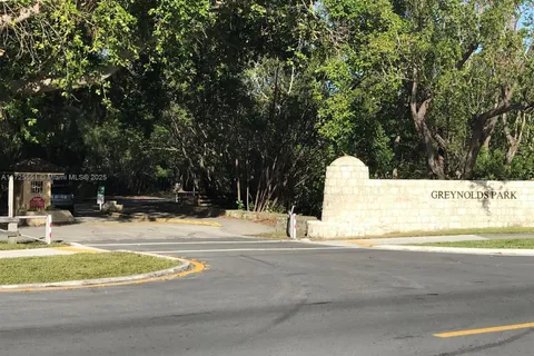 18360 NE 22nd Ave, North Miami Beach FL 33160