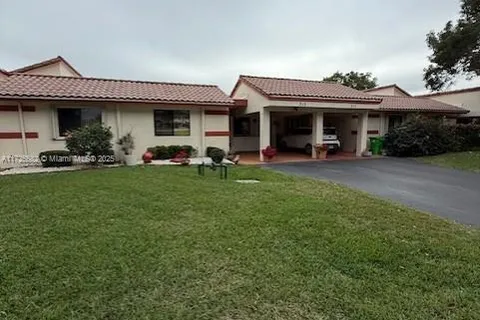 313 Lakeside Ct, Sunrise FL 33326