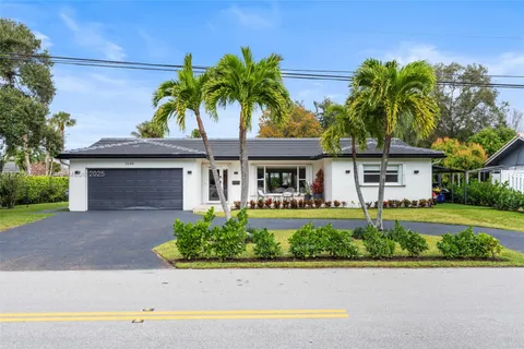 1049 W Palmetto Park Rd, Boca Raton FL 33486